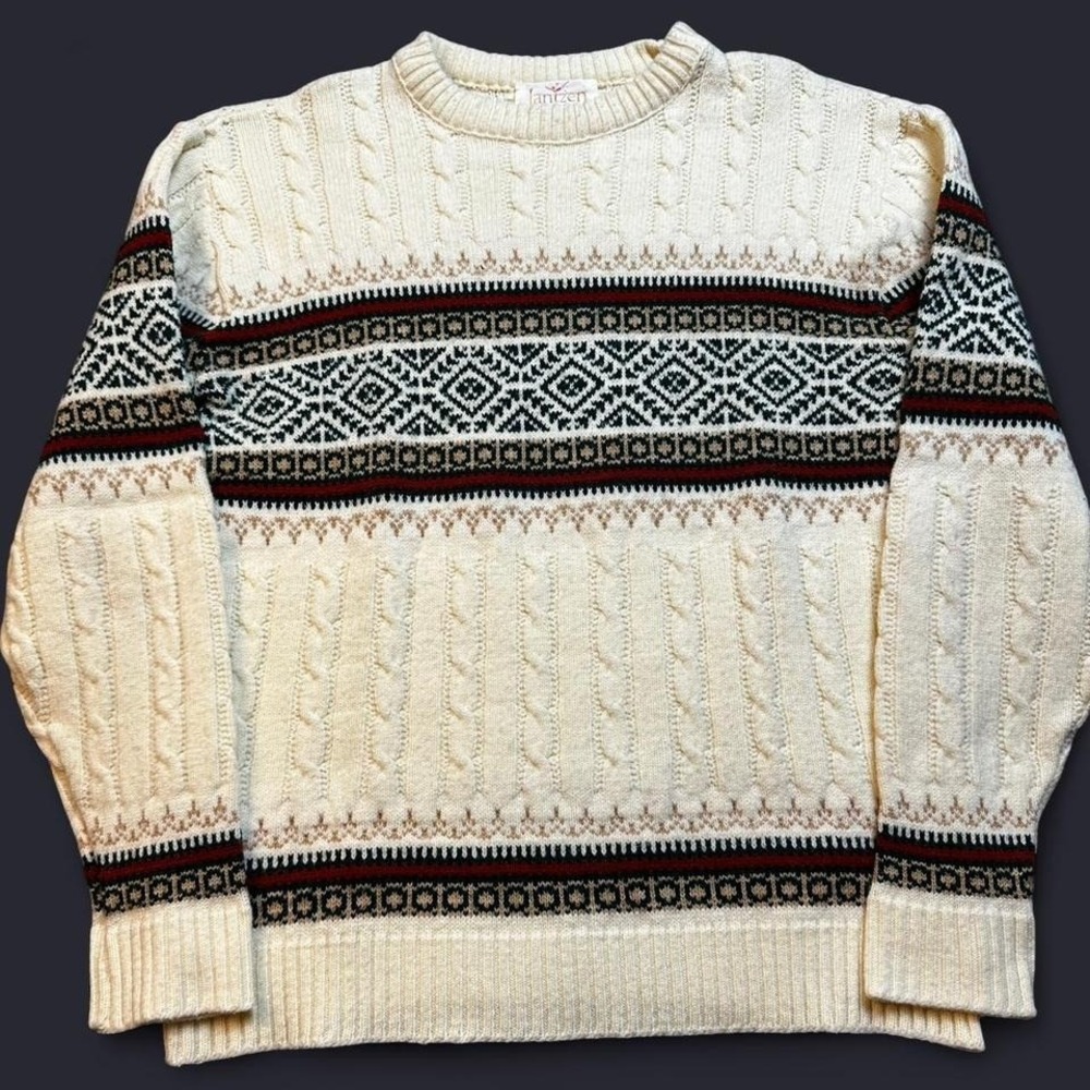 Jantzen Cream and Black Patterned Sweater